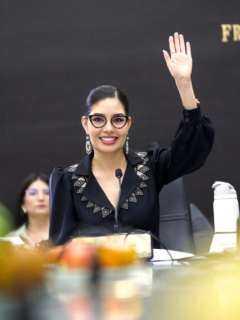 93ae139d-a90c-42b4-884f-5acb7450e04d