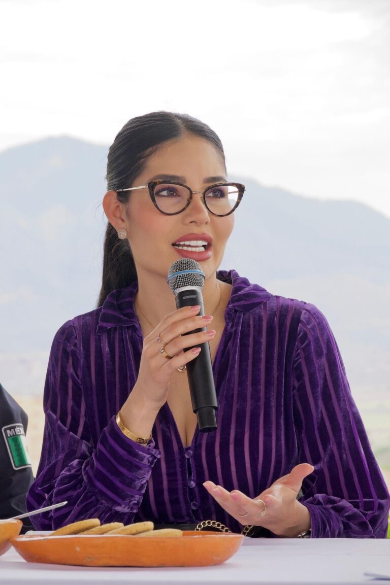 9c8a5df0-8c0c-484c-ac9d-0d8e44ea373b