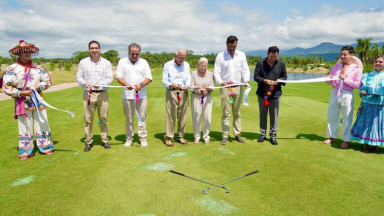 Con inversión de 50 mdd, inauguran campo de golf Nauka en Costa Canuva