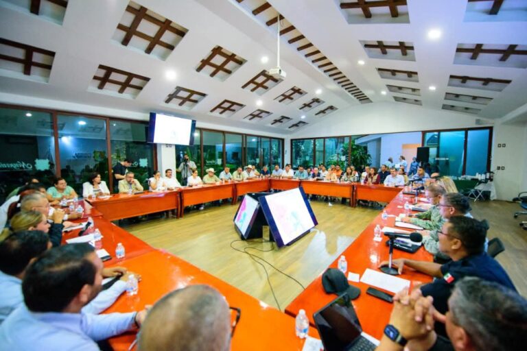 Gobernador Navarro Quintero instruye sesión del Consejo Estatal de Protección Civil tras afectaciones por lluvias